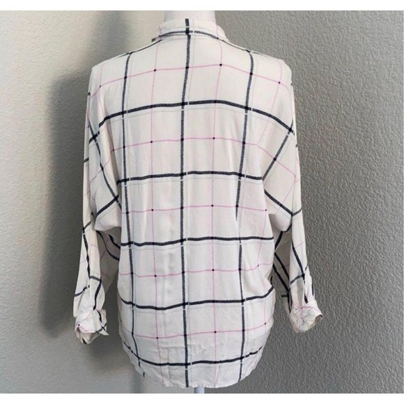 Vince Camuto Boyfriend Shirt - Picture 2 of 7